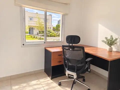 Casa en Venta con 5 cocheras