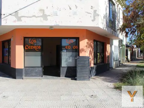 Local en Venta 30 años