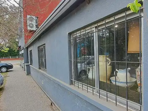 Local comercial en Zona Republica de los N.