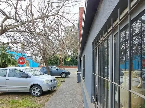 Local en Venta en Manuel B Gonnet, USD 350.000