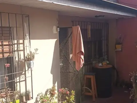 Casa en Venta en Temperley, USD 250.000