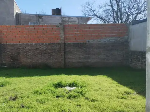 Local en Venta Via Púb.