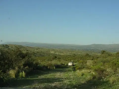 SE VENDE LOTE EN LA FALDA DE 3,5 HECTAREAS