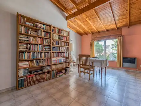 Casa en Venta en Banfield, USD 185.000