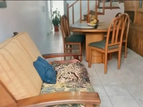 Depto Tipo Casa en Venta de 4 ambientes