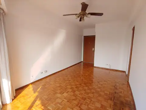 Departamento en Alquiler en Caballito, $ 700.000