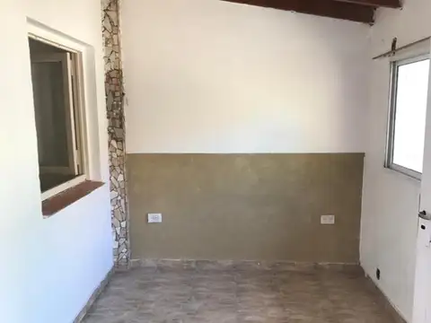 CASA AMERICANA + DEPARTAMENTO / VENTA EN BLOCK