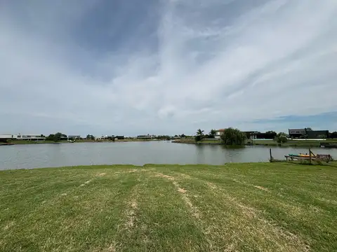 Terreno en Venta en Loma Verde, USD 82.000