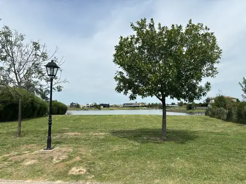 José Hernández 6400