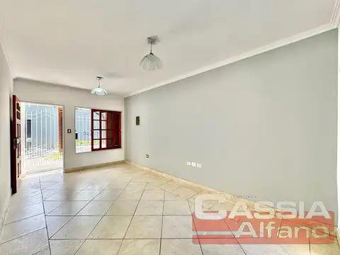 Depto Tipo Casa en Venta en Remedios de Escalada, USD 137.000
