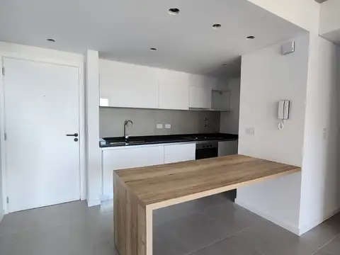 Departamento en Alquiler con 1 cocheras