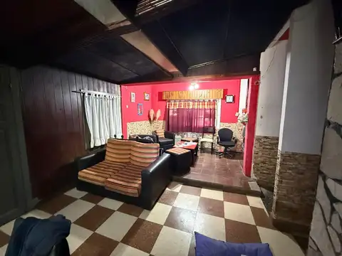 Casa en Venta con 1 cochera