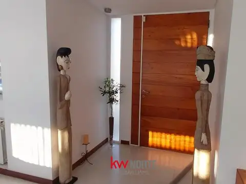 Casa en Venta en Valle Claro, USD 398.000