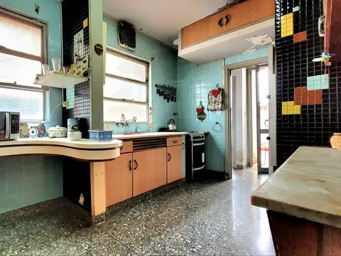 Departamento 4 ambientes con 2 baños