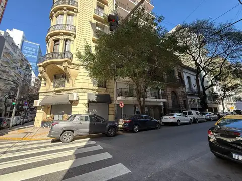 Venta Local Comercial Microcentro Balvanera. Apto credito