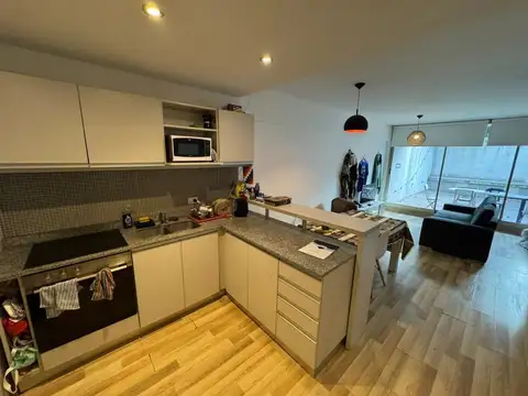 PH PLANTA BAJA CON PATIO Y PARRILLA - PALERMO 