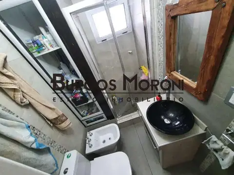 Casa 3 ambientes con 2 baños