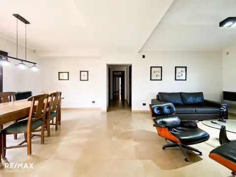Casa 5 ambientes con 2 baños