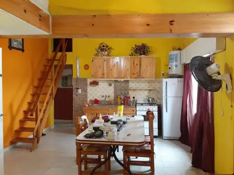 SUPER OPORTUNIDAD ! VENTA DEPTO TIPO CASA 3 AMB  SIN EXPENSAS ACEPTAN VEHICULO EN PARTE DE PAGO