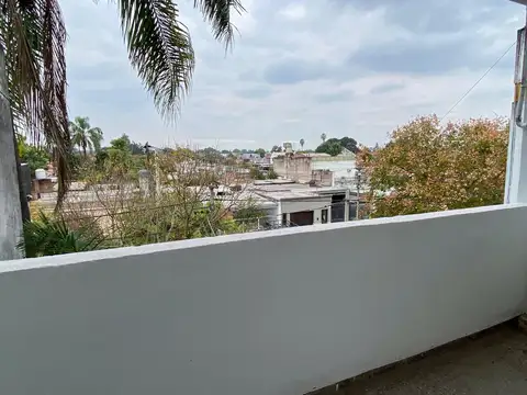 VENTA DE DEPTO CON BALCON 3 DORM EN B° DIZA- SMT