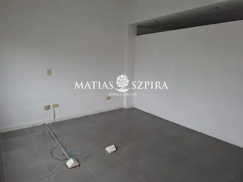 Oficina en Alquiler al Norte