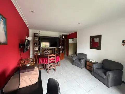 Venta de PH - 3 ambientes - a la calle - 1 de Mayo 300 - Villa primera - Mar del Plata