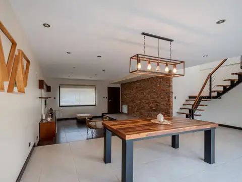 Casa en Venta en Punta Mogotes, USD 240.000