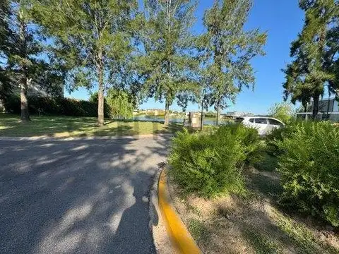 Terreno en Venta en El Cazal, USD 65.000