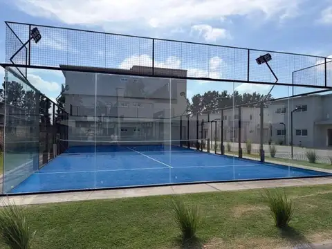 Departamento en Alquiler en La Lonja, USD 900