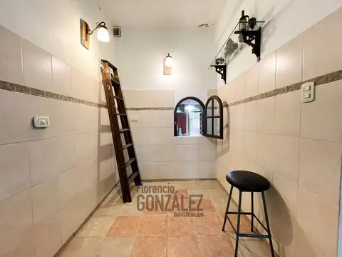 VENTA DE CASA MULTIFAMILIAR VERSALLES