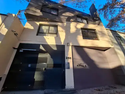 DPTO EN ALQUILER 1 DORMITORIO Y COCHERA CIUDAD