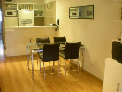 Departamento en Alquiler en Colegiales, $ 800.000