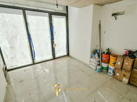 VENTA  • LINIERS  • ACASSUSO 6100  • LOCAL COMERCIAL