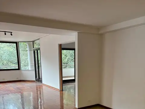 Departamento en Venta con 2 cocheras