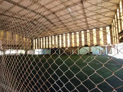 COMPLEJO DE CANCHAS EN VENTA HURLINGHAM