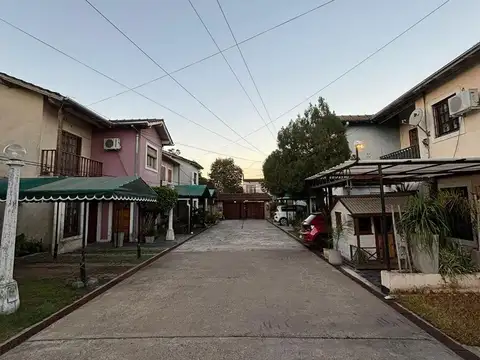 Depto Tipo Casa en Venta 19 años