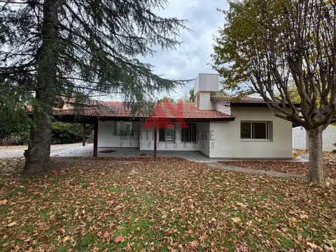 Casa en Venta con 1 cochera