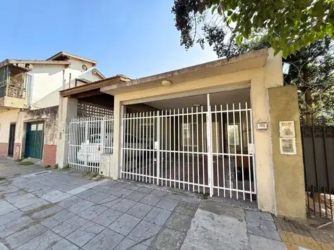 Casa de 3 ambientes + PH de 2 ambientes