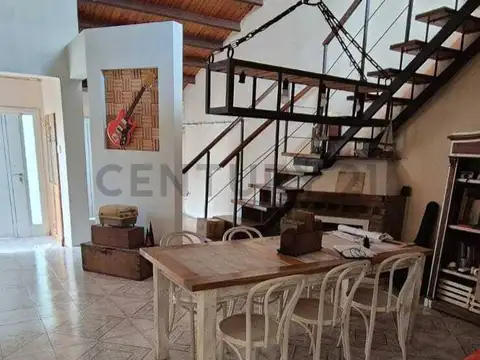 Oficina en Venta 25 años