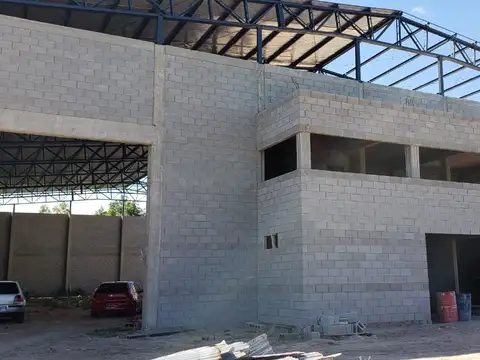 Galpon en Venta 43,54  mts Frente