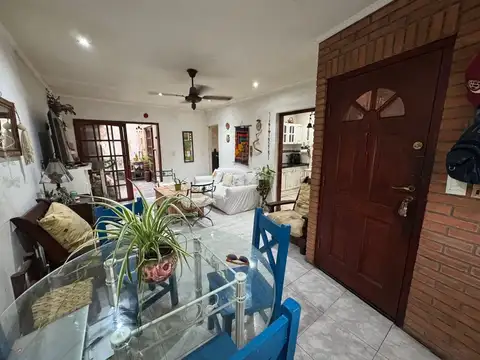 Depto Tipo Casa en Venta de 4 ambientes
