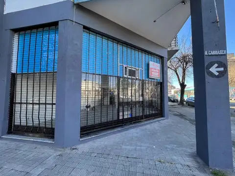Alquiler Local. 27 de Febrero y Omar Carrasco