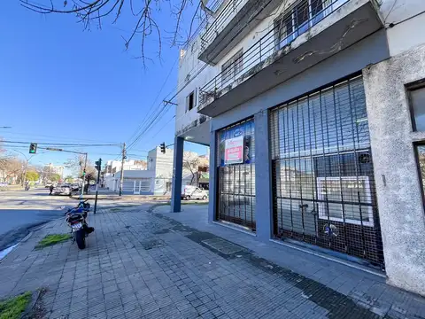 Local en Alquiler en Cinco Esquinas, $ 980.000
