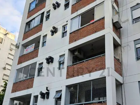 AV. ESCALADA 4200, Piso 8