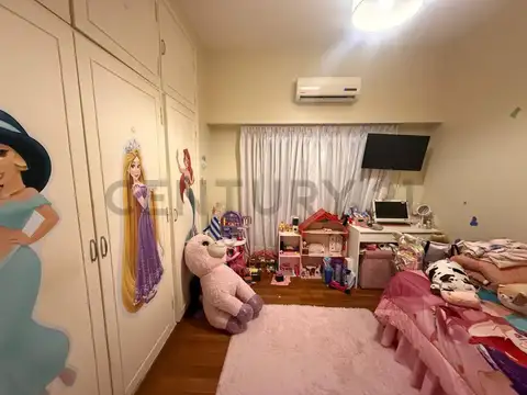 Casa en Venta, 3 ambientes en Castelar Norte