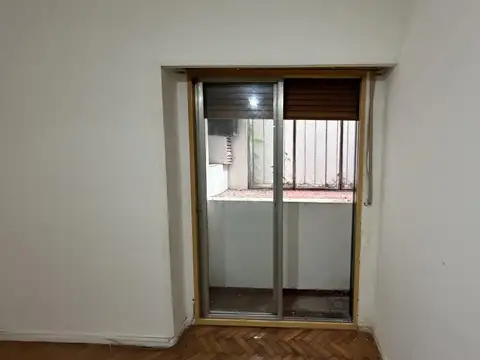 French 3000, Piso 1