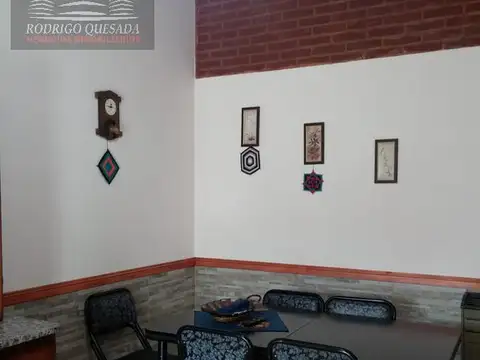 Casa en Venta con 1 cochera