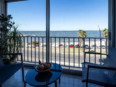 Rbla. República del Perú 1300