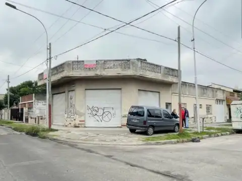 GALPON C/VIVIENDA EN VENTA SAN VLADIMIRO 2993 R.DE.ESCALADA