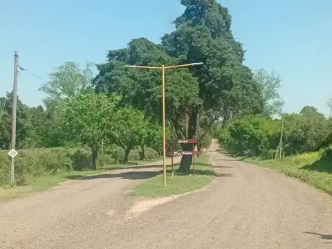 Excelente terreno con construccion a terminar